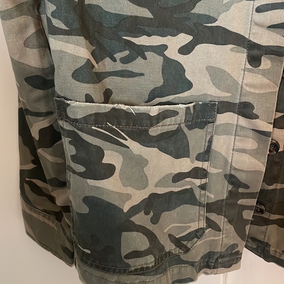 Mustard seed camo jacket - Picture 2 of 6